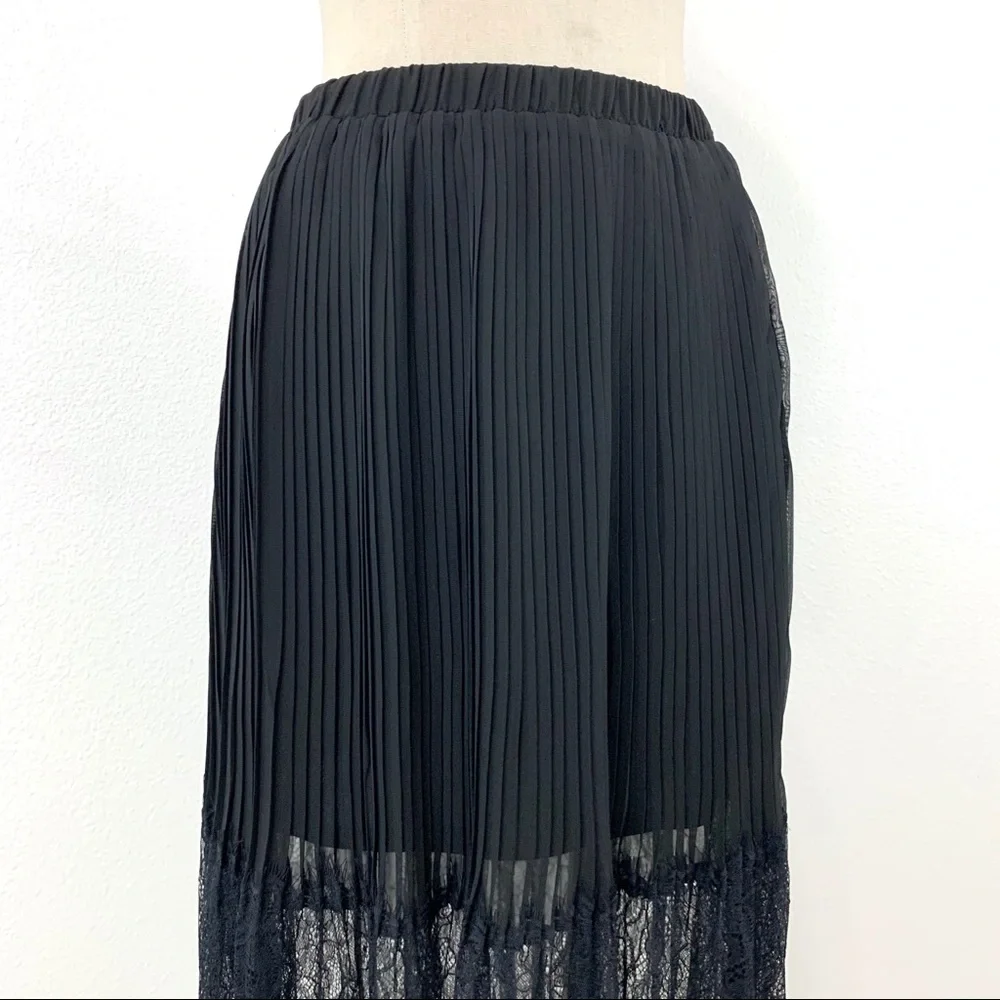 Mai Tai- Black Lace Pleat Midi Skirt Size Med - Picture 2 of 6